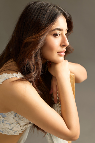 Kritika in Kai Lehenga set