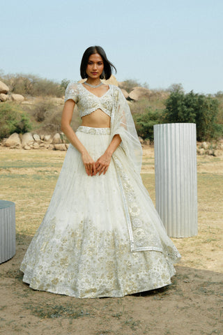 Ivory ZoÃ© lehenga set