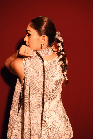 Mrunal Thakur in Luna Kurta Set