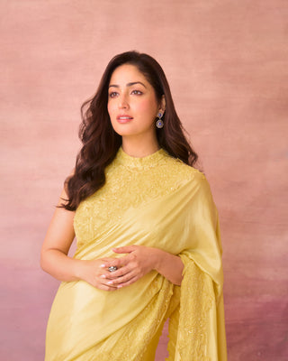 Yami Gautam in Dorelle Saree Set