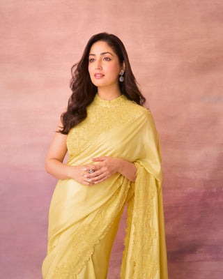 Yami Gautam in Dorelle Saree Set