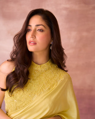 Yami Gautam in Dorelle Saree Set