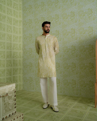 Damon Kurta set