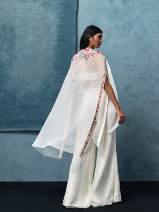 Mica Cape Set