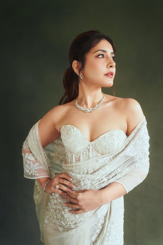 Raashi Khanna in the Meryl Saree Set